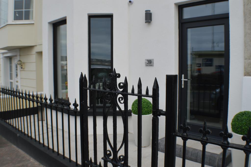 مبيت وإفطار Pier39Portrush Adult Only المظهر الخارجي الصورة